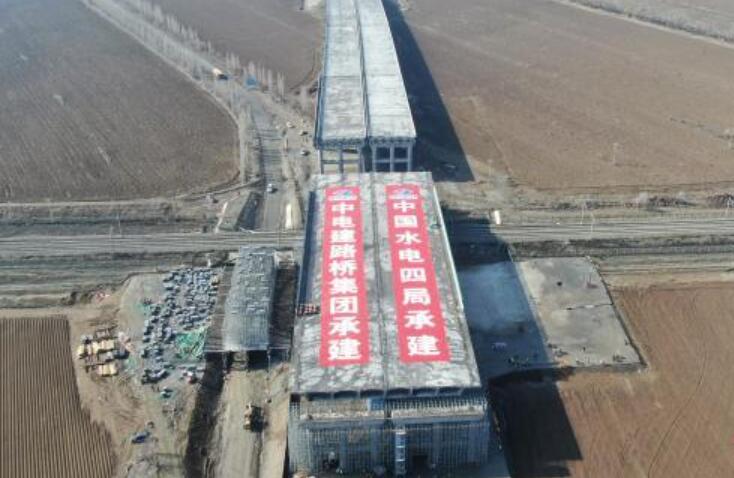 新疆單體最大、橋面最寬、重量最大的轉(zhuǎn)體橋成功轉(zhuǎn)體